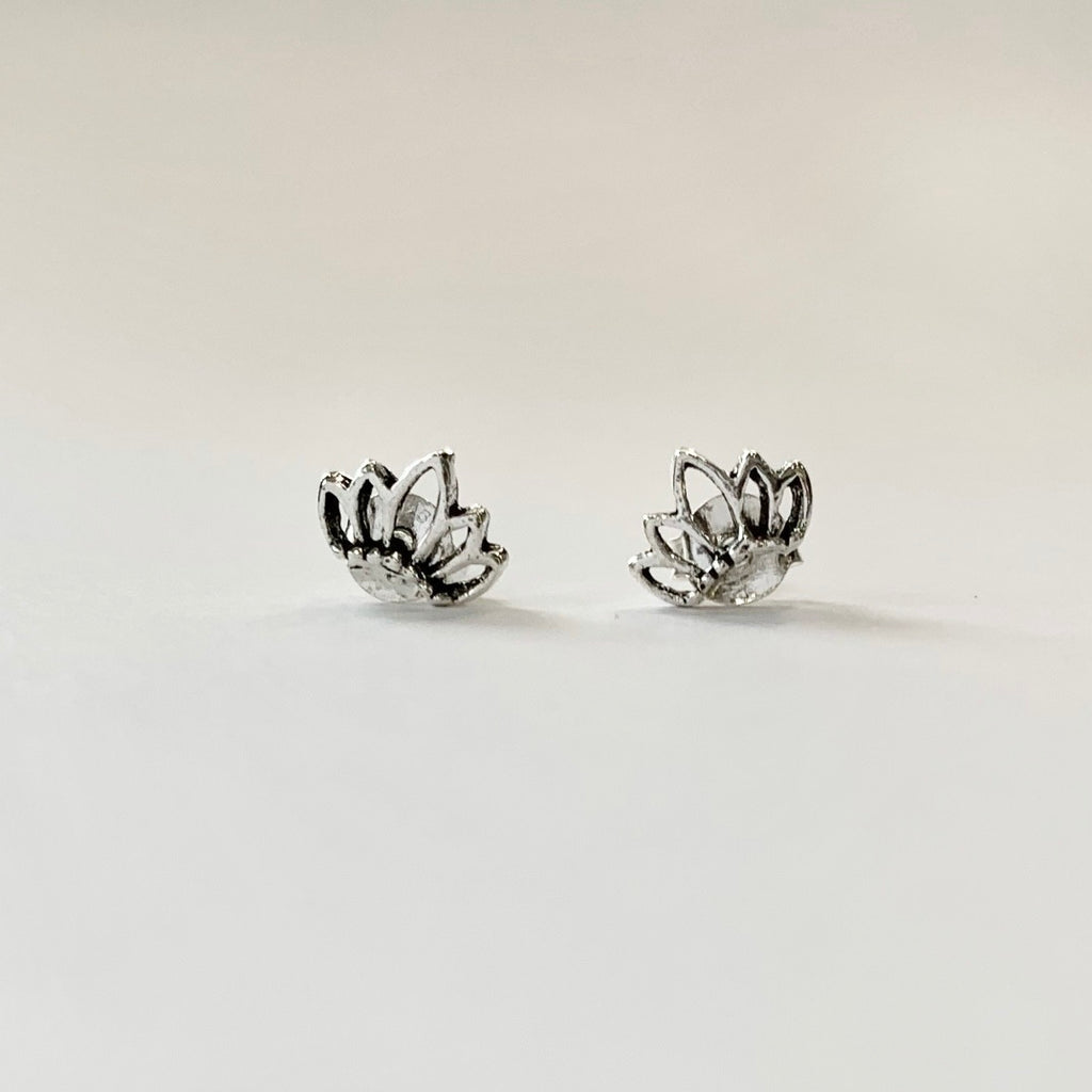 Little crown/tiara earrings